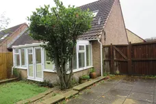 Robins Court, Chard