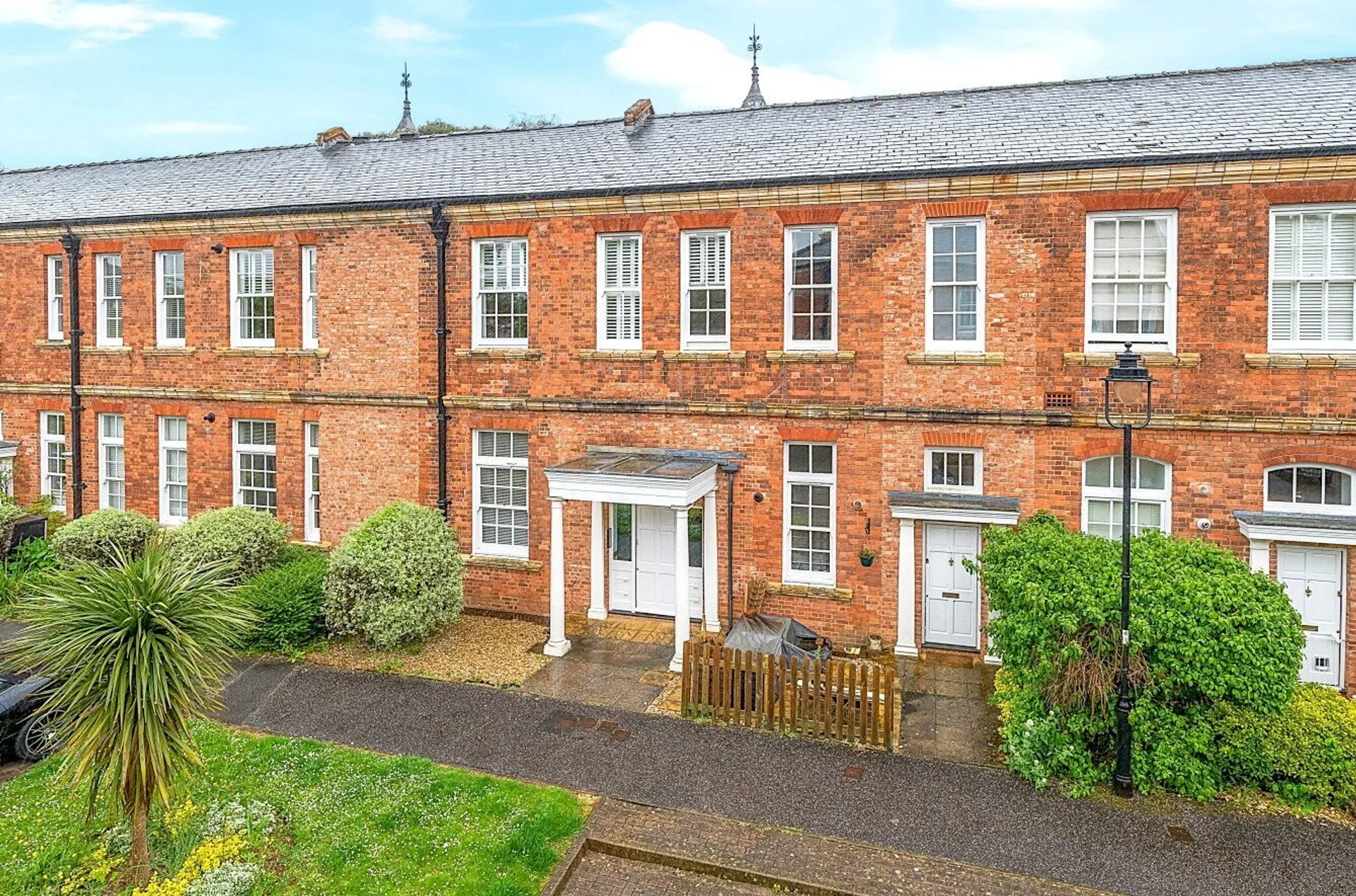 Property photo top 0