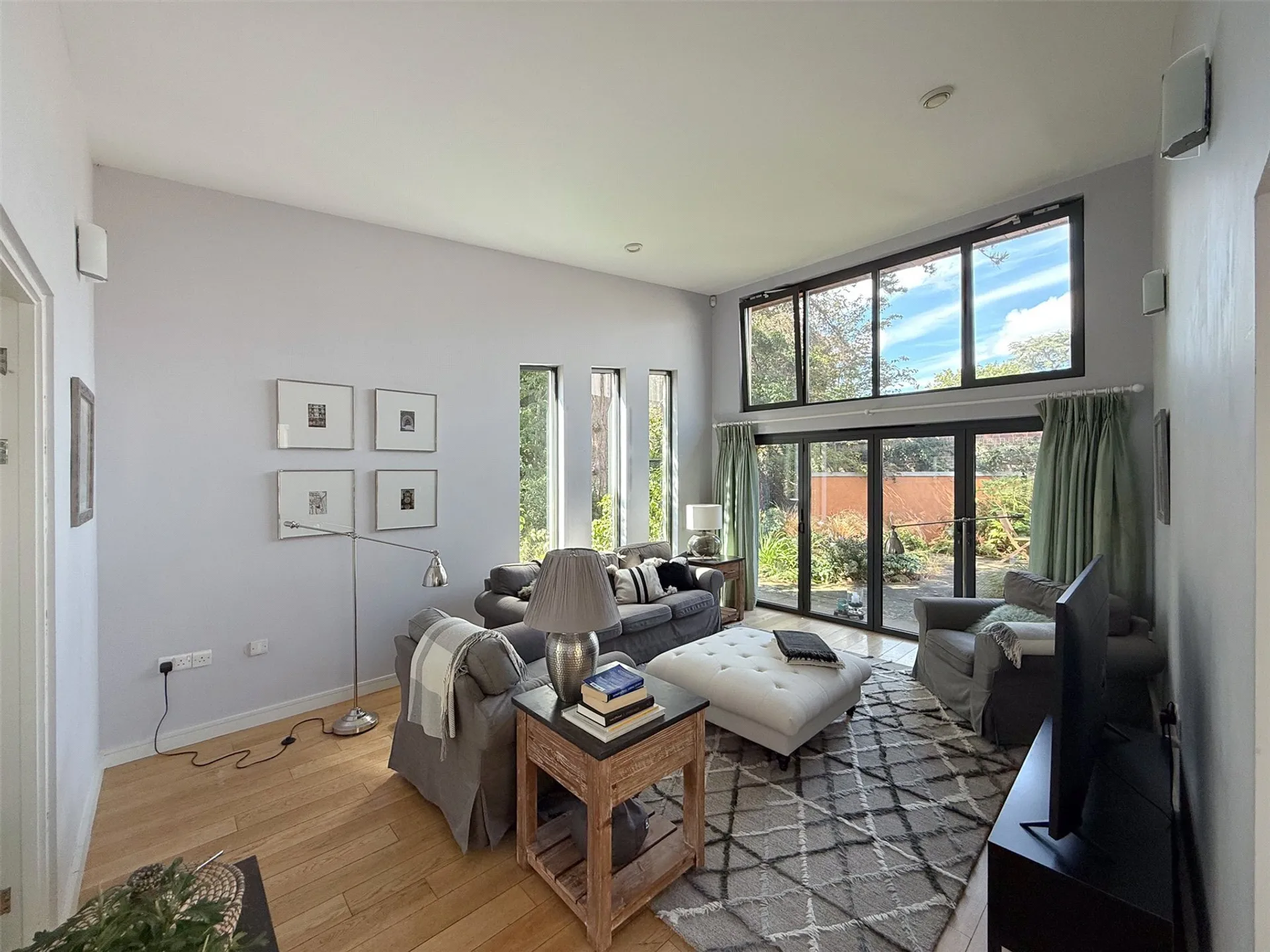 Property photo top 2
