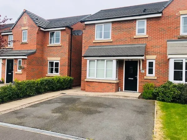 Heron Way, Sandbach, CW11