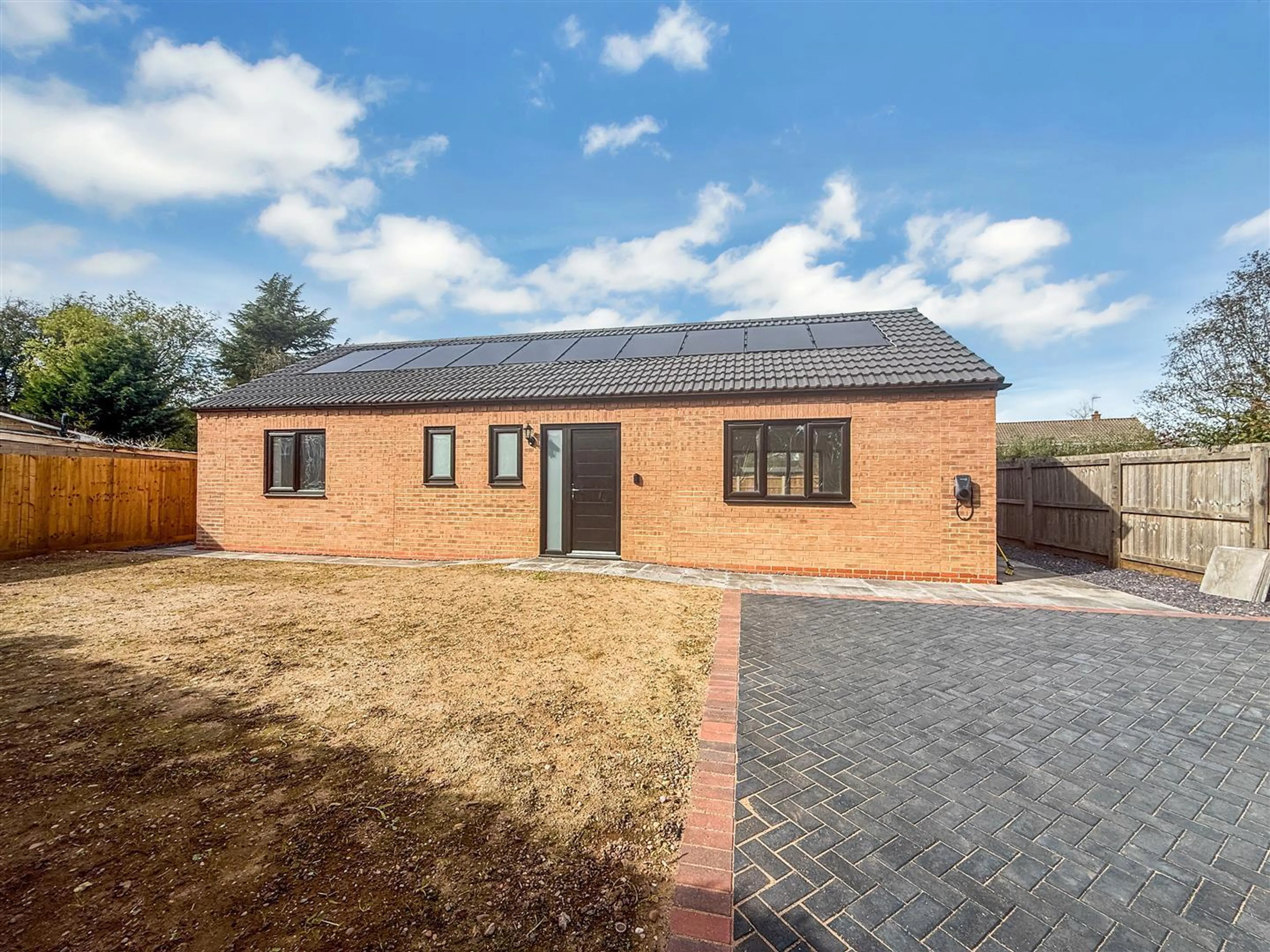 Property at Prince Edward Crescent, Radcliffe on Trent, Nottingham
