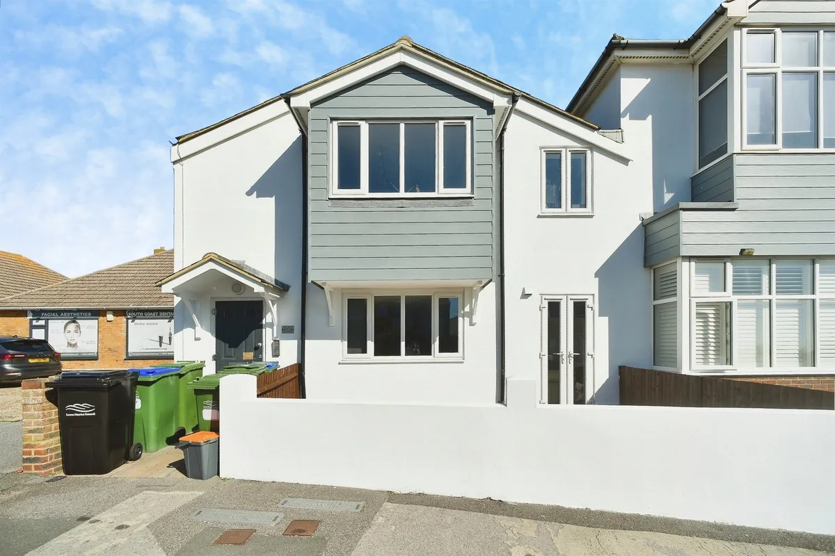 South Coast Road, Peacehaven