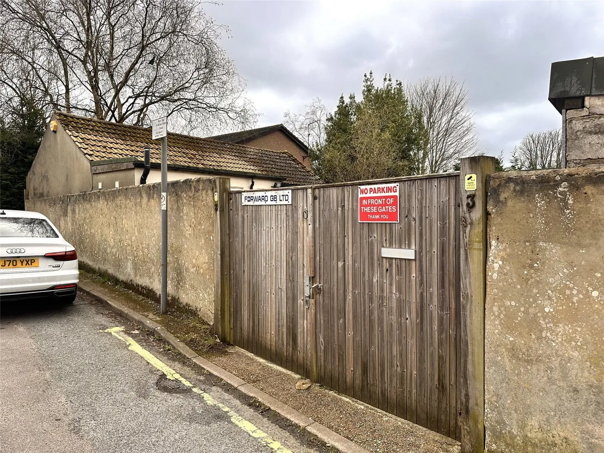 Poplar Walk, Caterham, Surrey, CR3