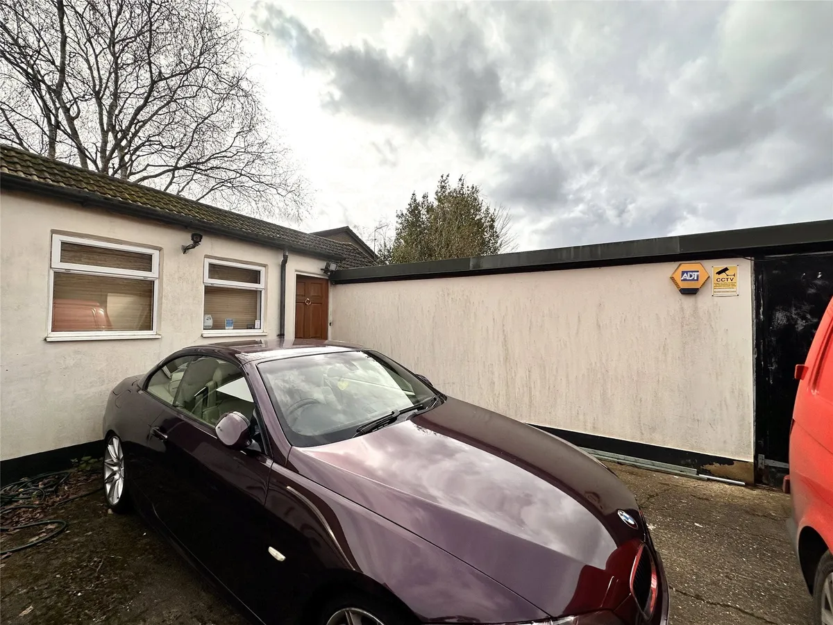 Poplar Walk, Caterham, Surrey, CR3