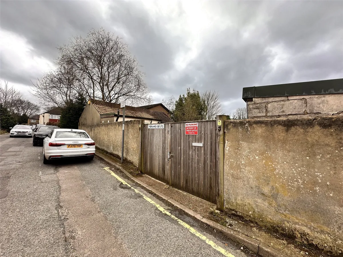 Poplar Walk, Caterham, Surrey, CR3