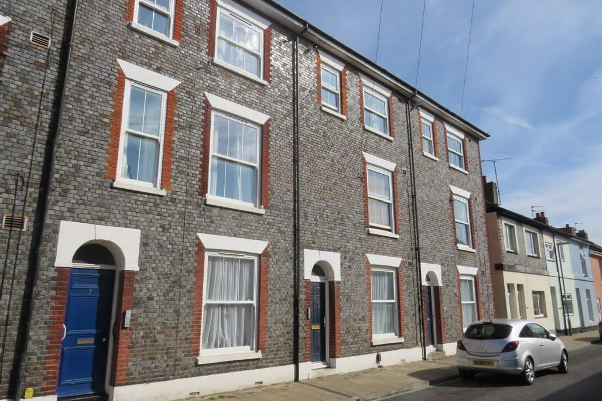 Victoria Street, GOSPORT