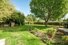 Crocketts Lane, Lee Common, HP16 photo 3