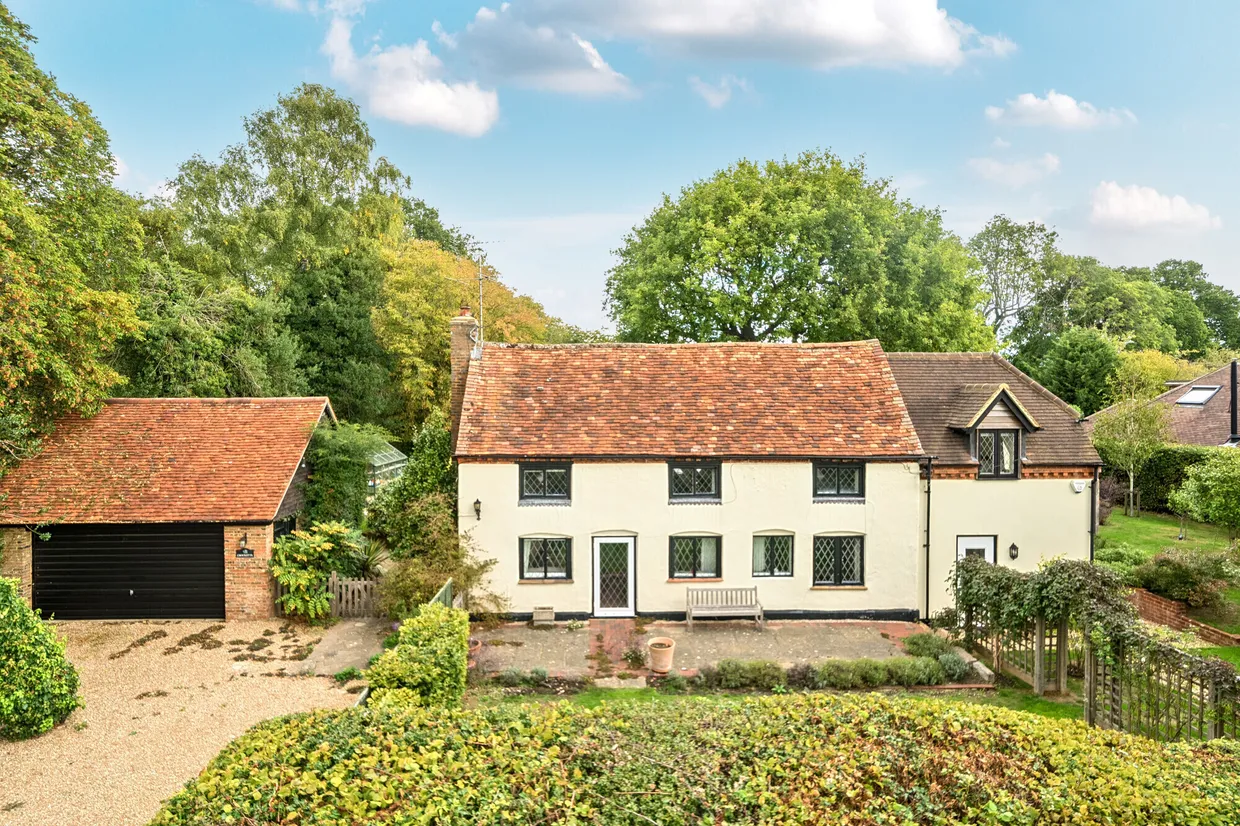 Crocketts Lane, Lee Common, HP16 photo 15