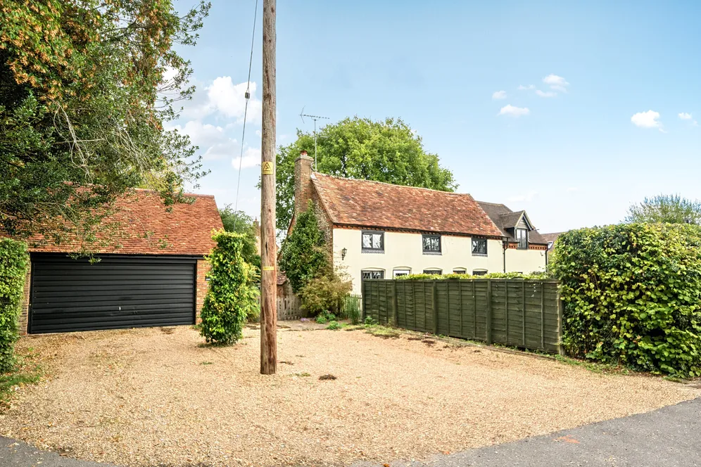 Crocketts Lane, Lee Common, HP16 photo 19
