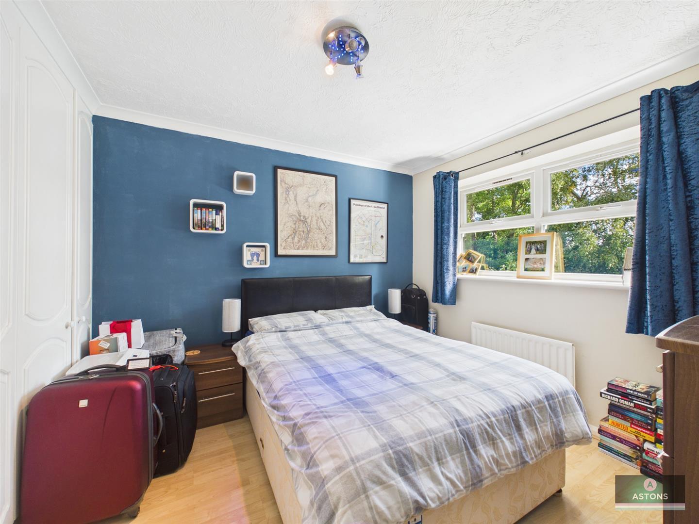 Langstone Close, Maidenbower Image 14