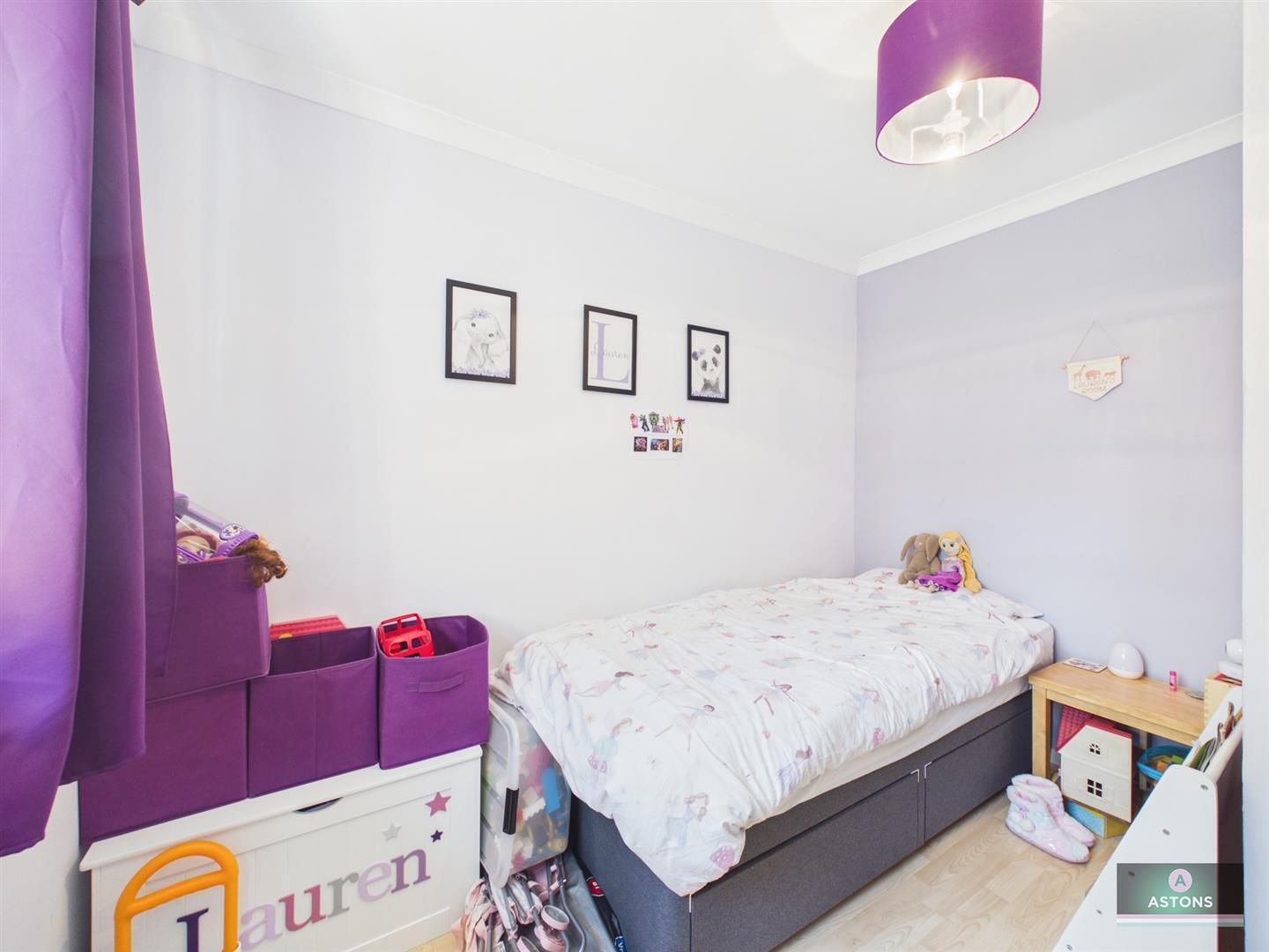 Langstone Close, Maidenbower Image 17