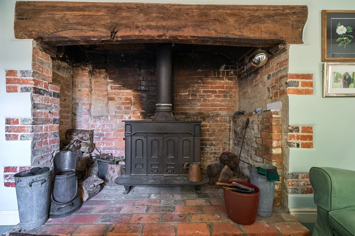 Etchilhampton, Devizes, SN10 photo 6