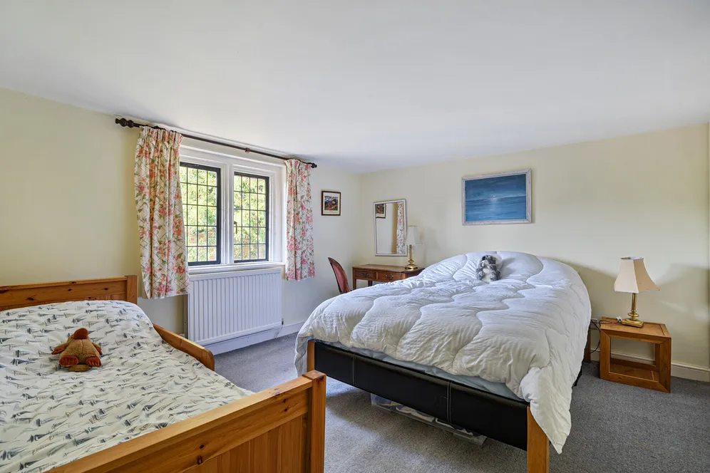 Etchilhampton, Devizes, SN10 photo 12