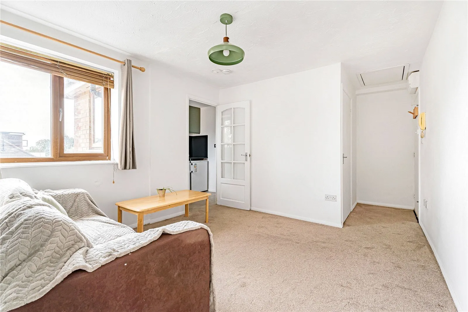 Draycott Close, Cricklewood, London, NW2