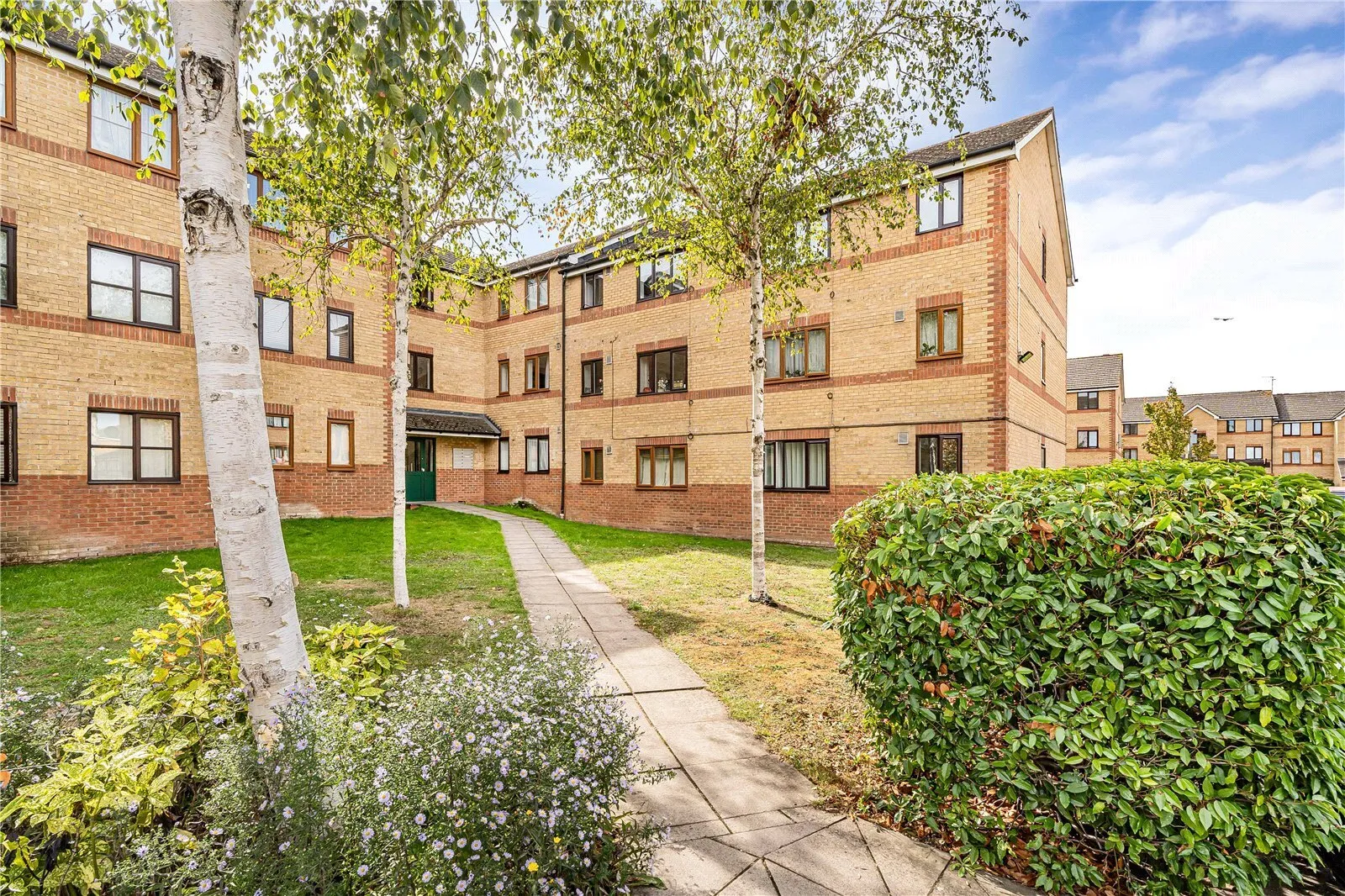 Draycott Close, Cricklewood, London, NW2