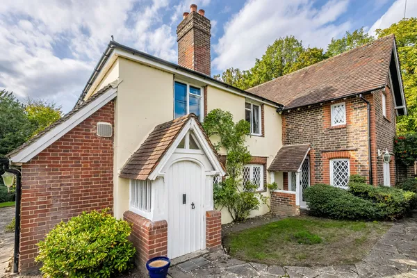 Tilburstow Hill Road, South Godstone, RH9 photo 1