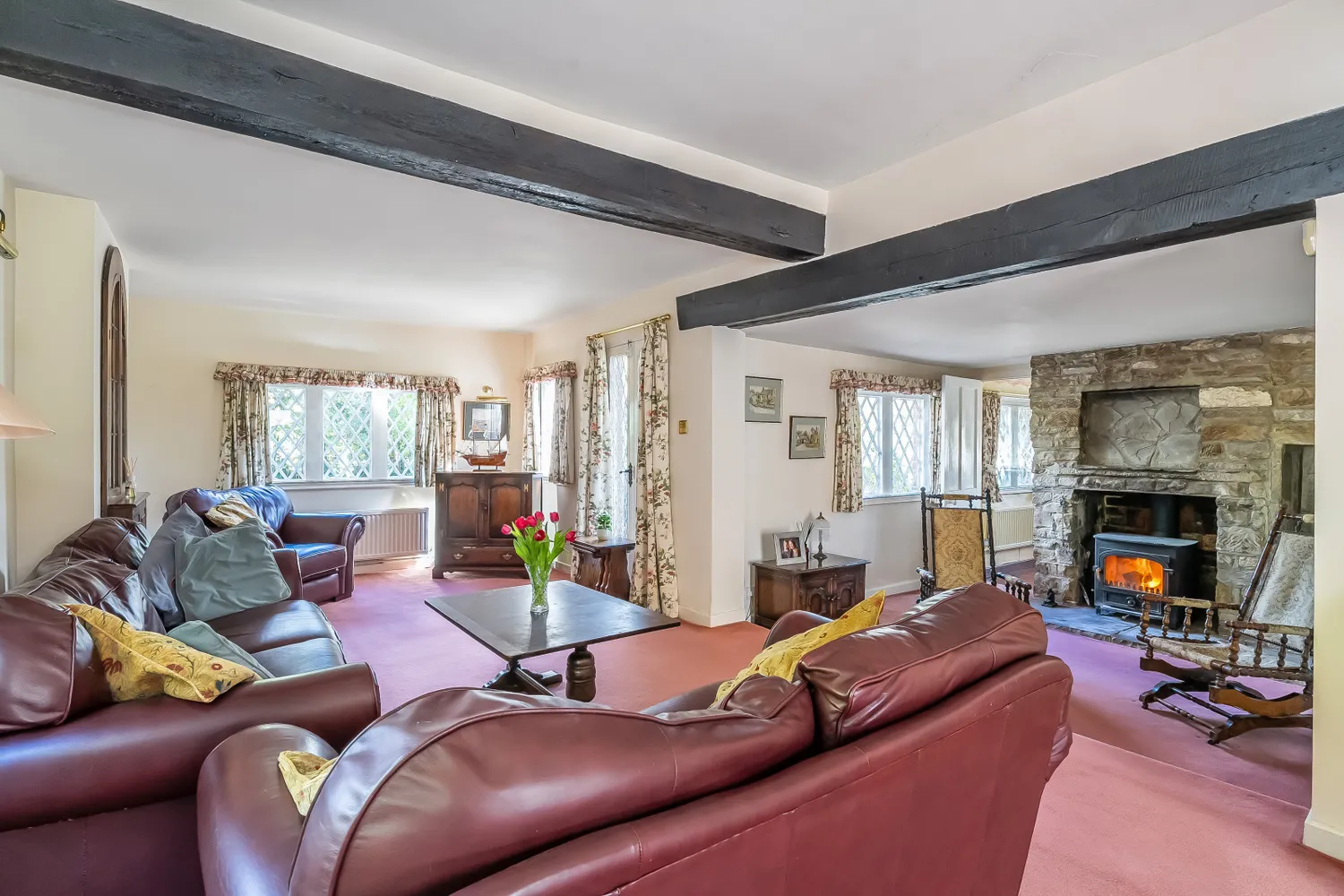 Tilburstow Hill Road, South Godstone, RH9 photo 3