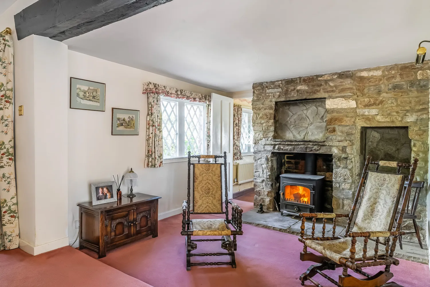 Tilburstow Hill Road, South Godstone, RH9 photo 5