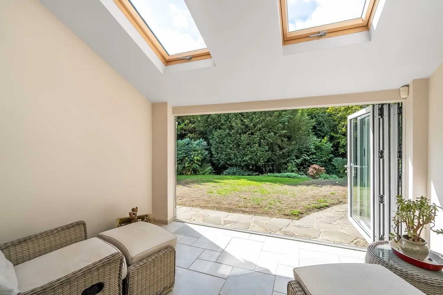 Tilburstow Hill Road, South Godstone, RH9 photo 8