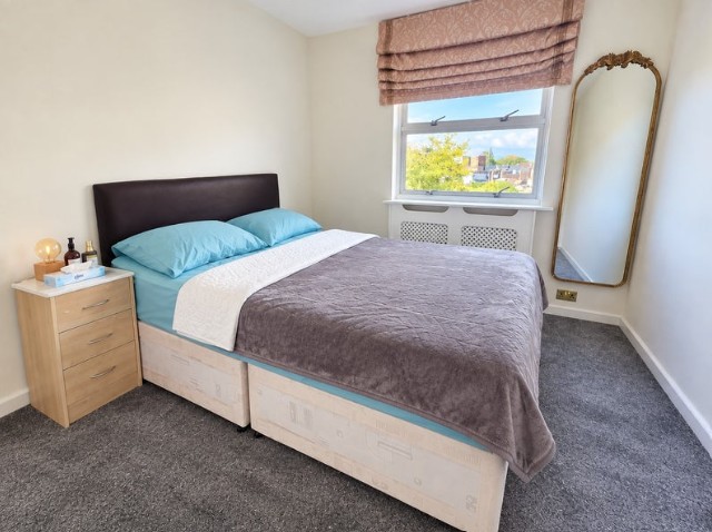 DOUBLE ROOM  ALL BILLS INCLUDED  FLEXI STAY  GATED DEVELOPMENT Image 2