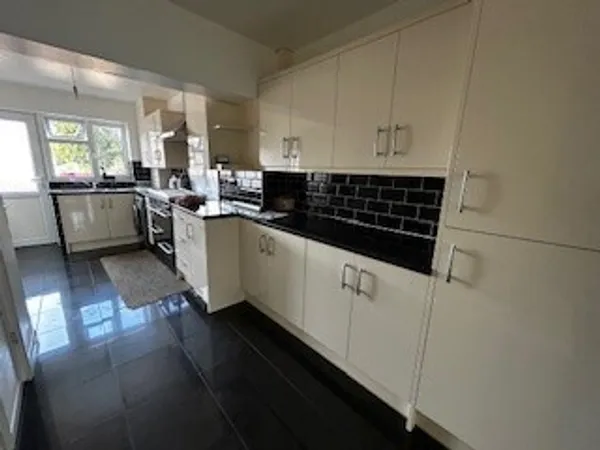 Rotherham Road, CV6