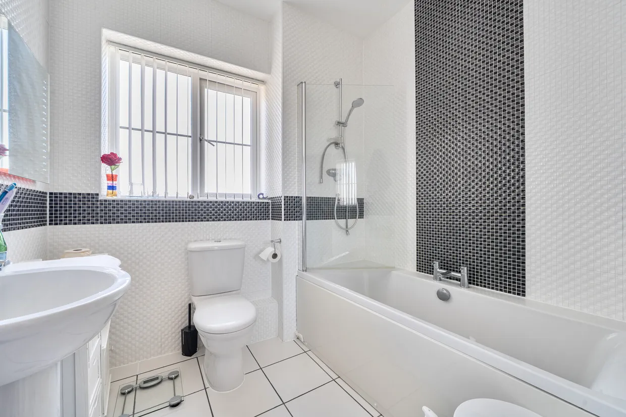 Shearwater Road, Hemel Hempstead, HP3 photo 15