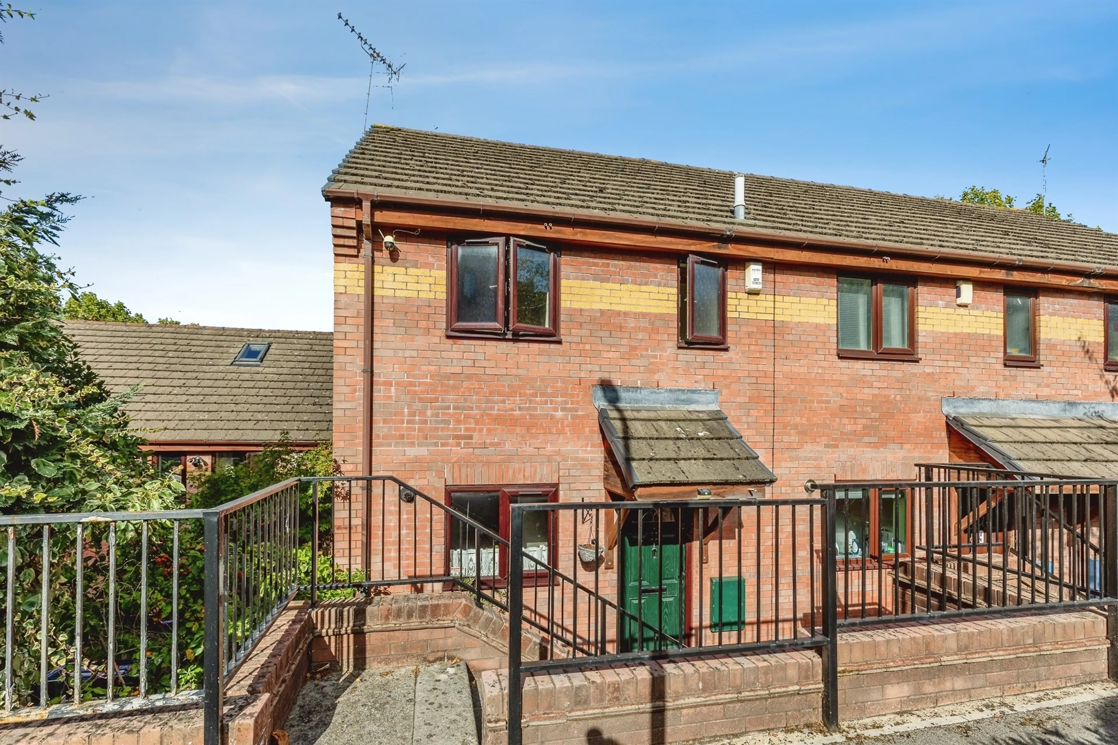 Property photo 0