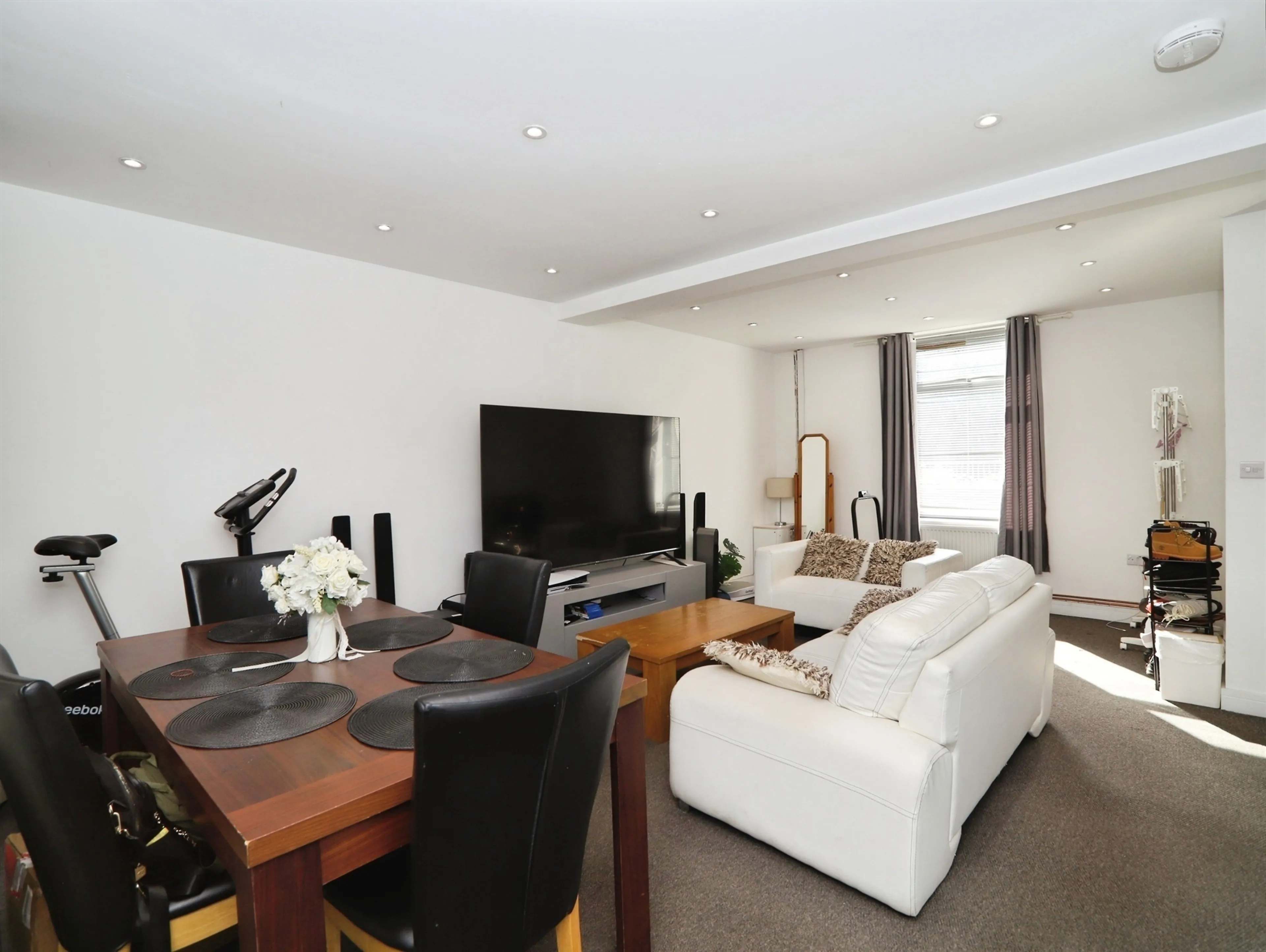 Property at Cardiff Road, Treforest, Pontypridd