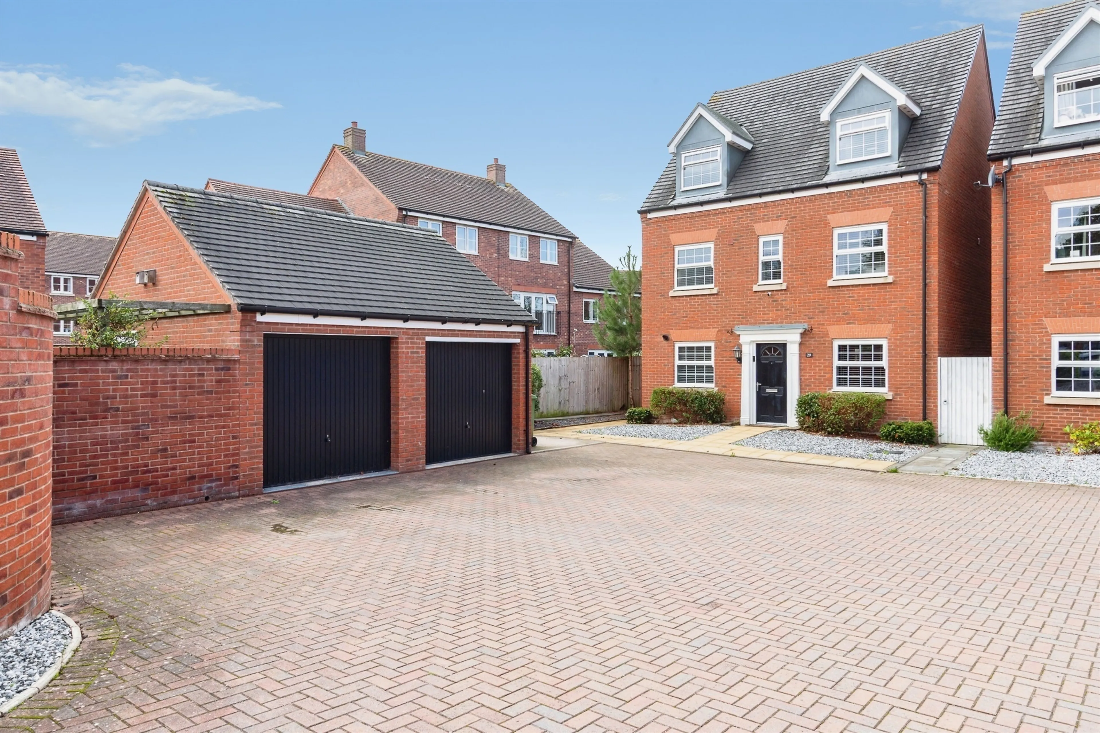 Property photo 0