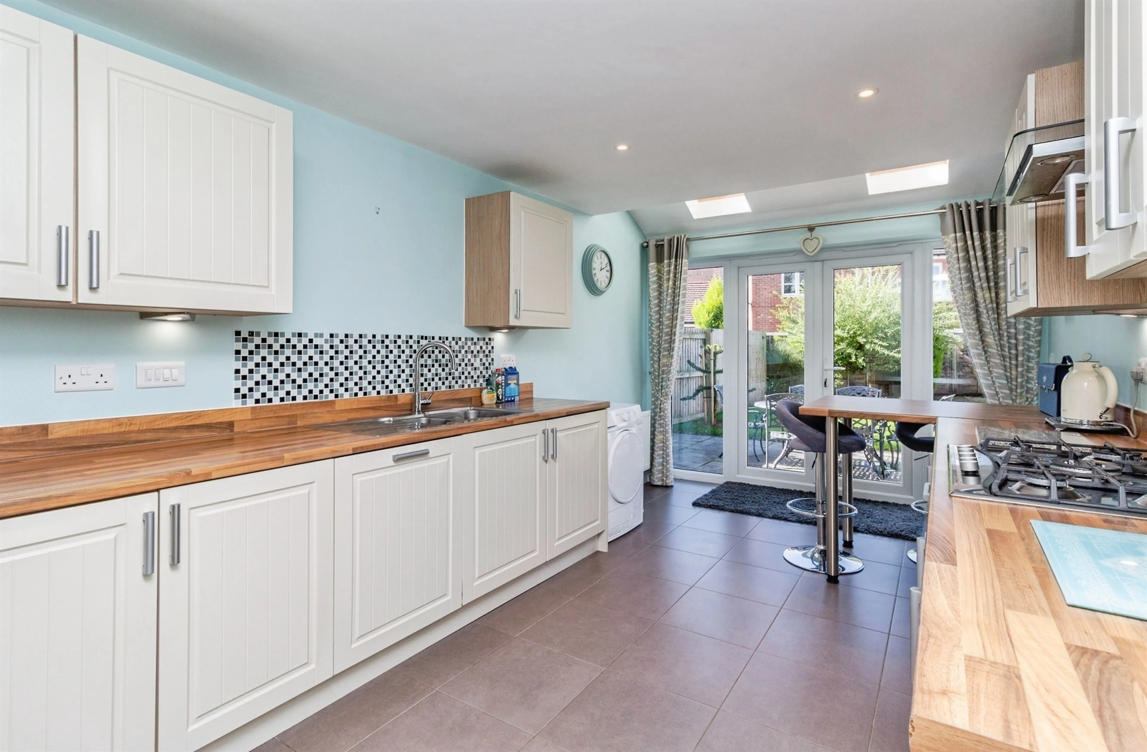 Property photo 28