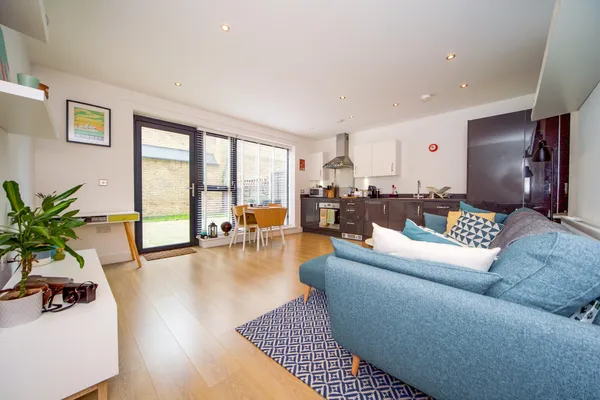 Parade Gardens, Chingford E4