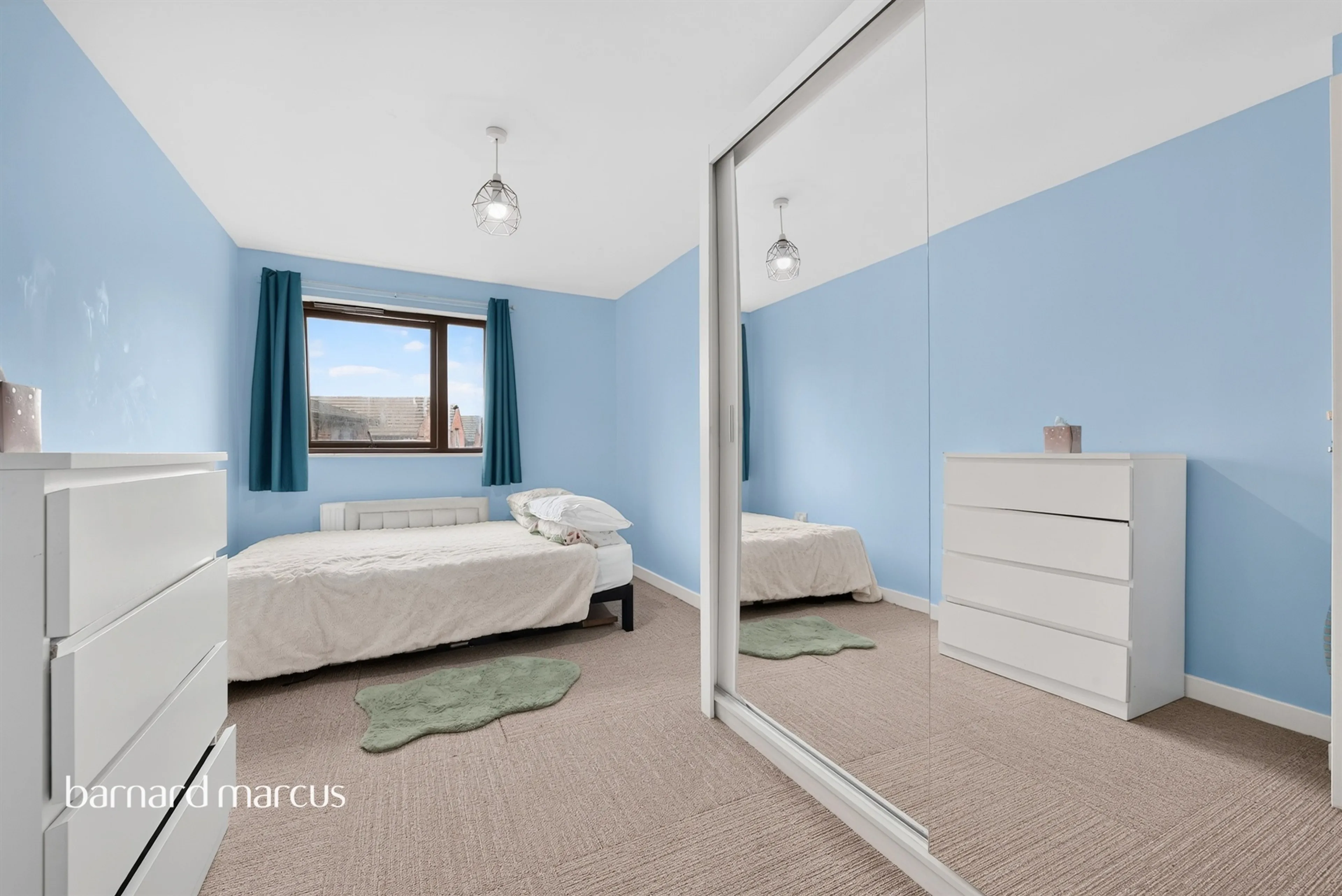 Property at Staines Road, Feltham