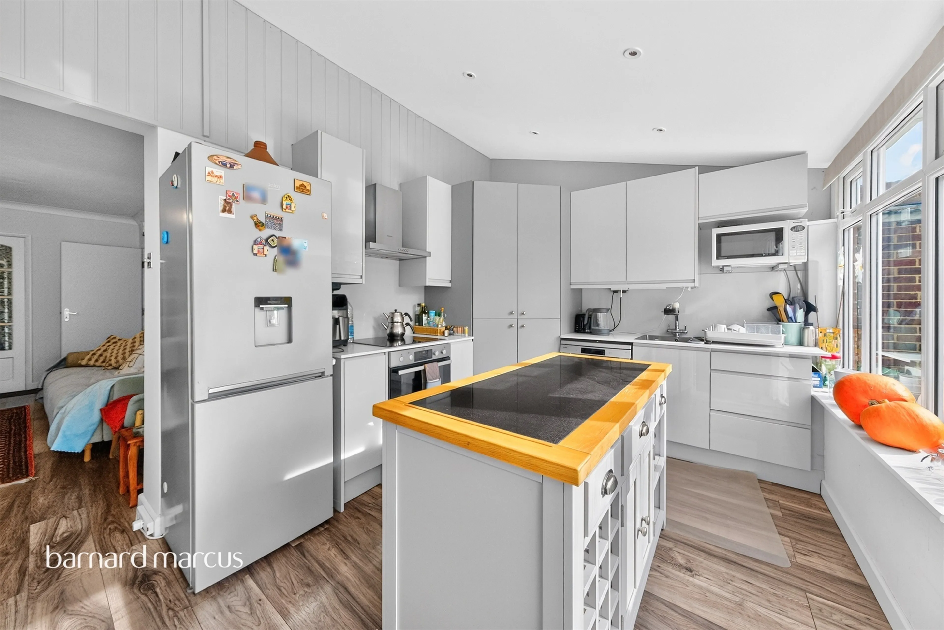 Property at Shelson Avenue, Feltham