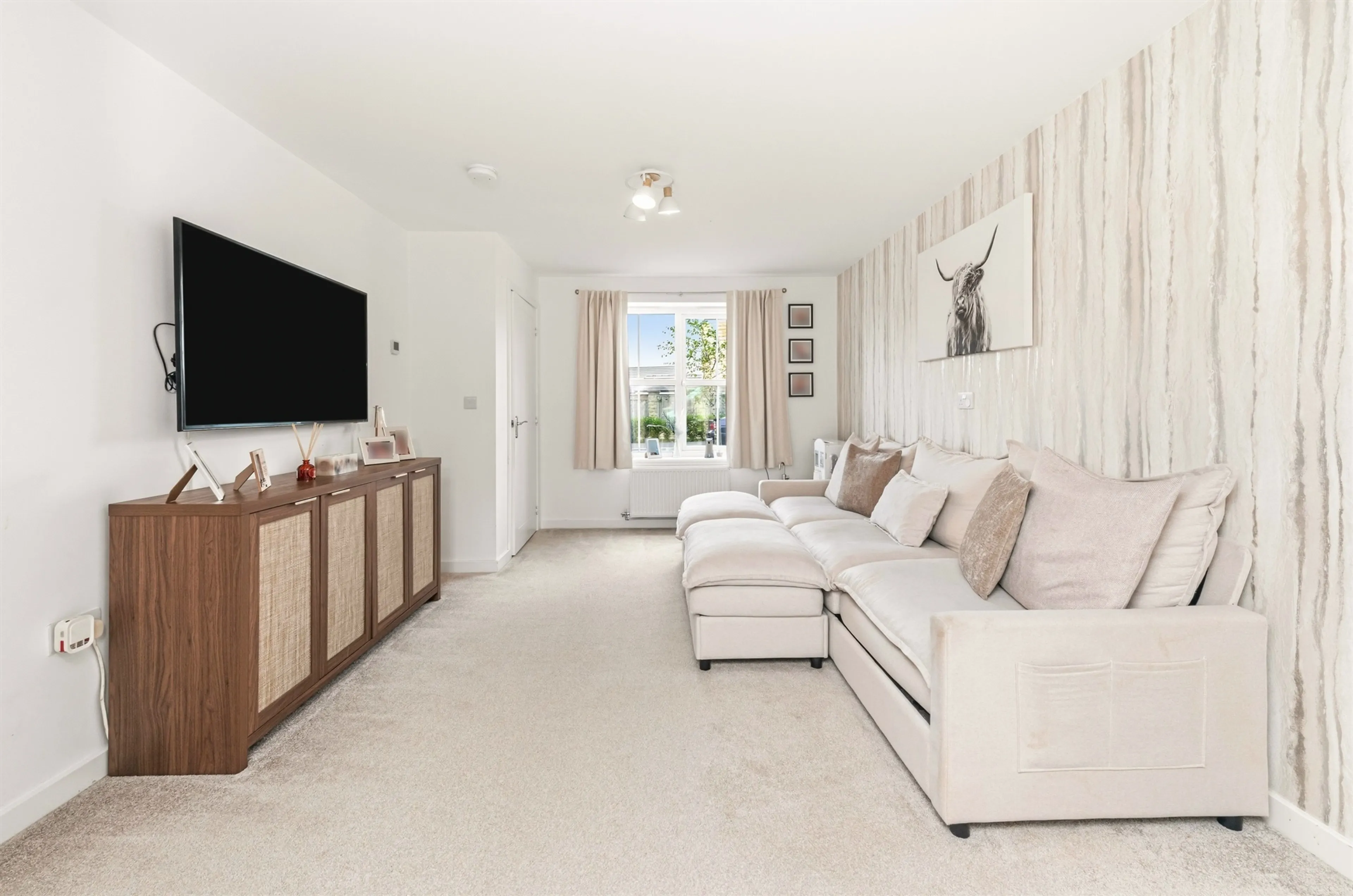 Property at Fieldway Rise, Huddersfield