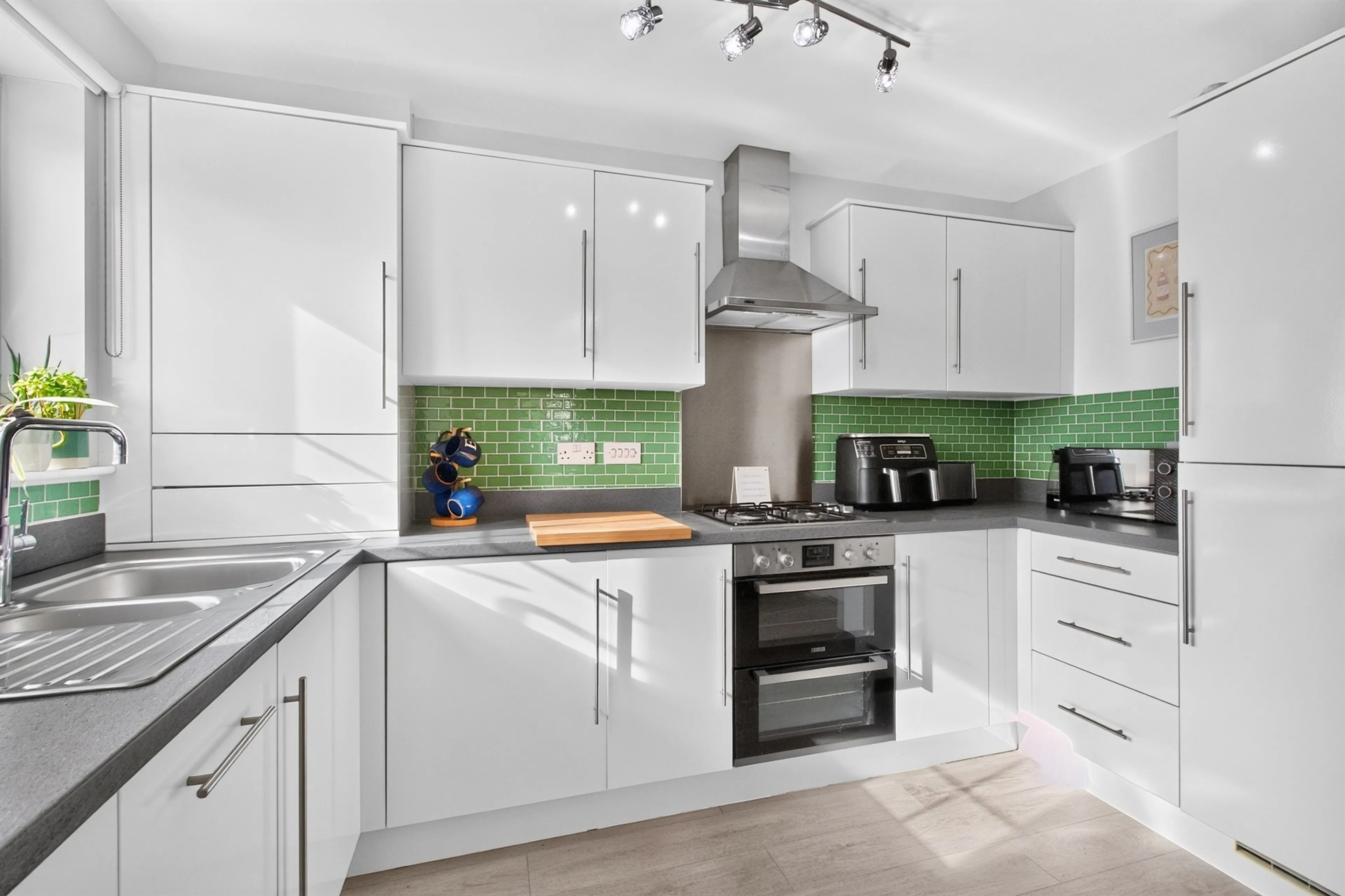 Property at Inverleith Crescent, Glasgow