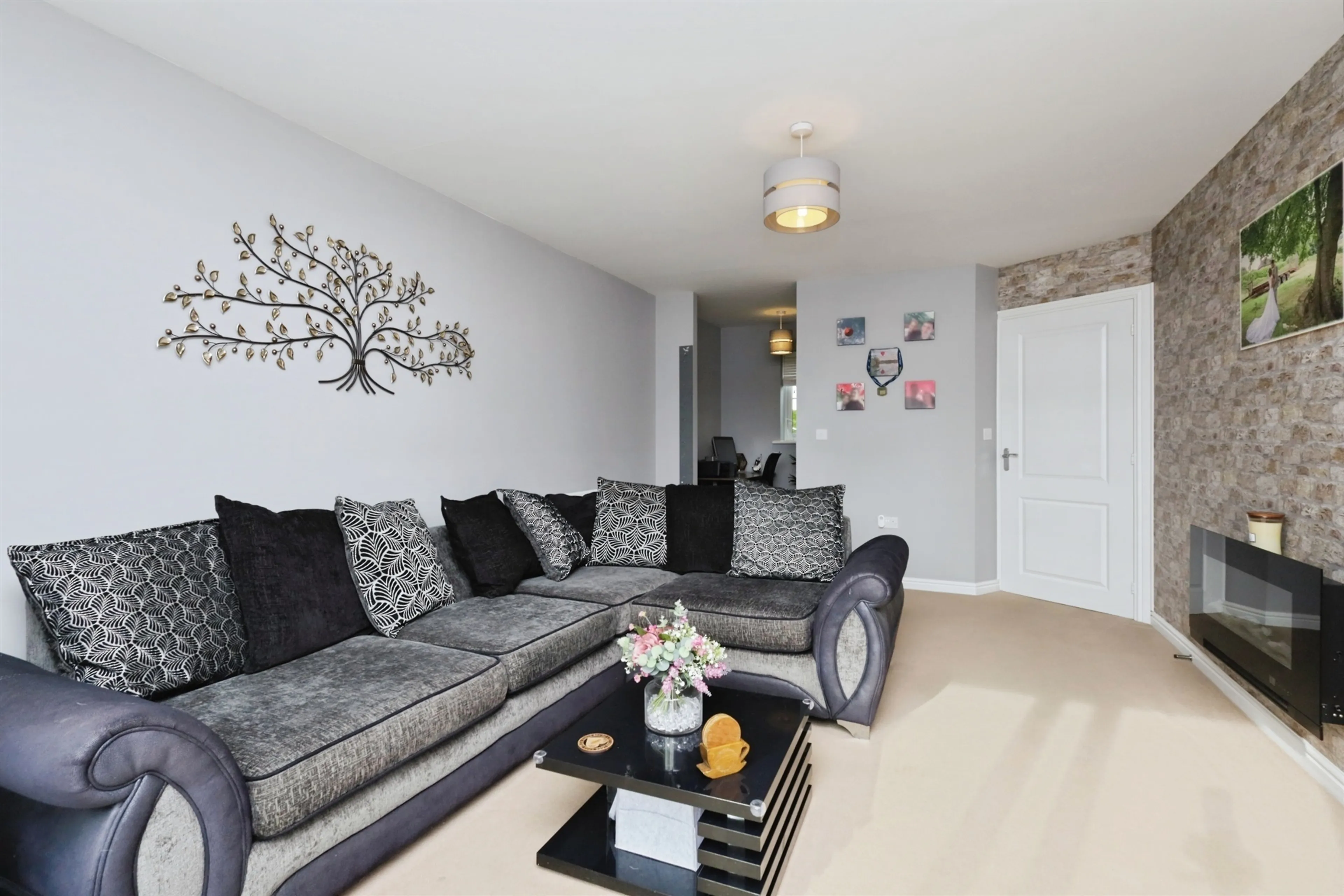 Property at Hemp Place, Hailsham