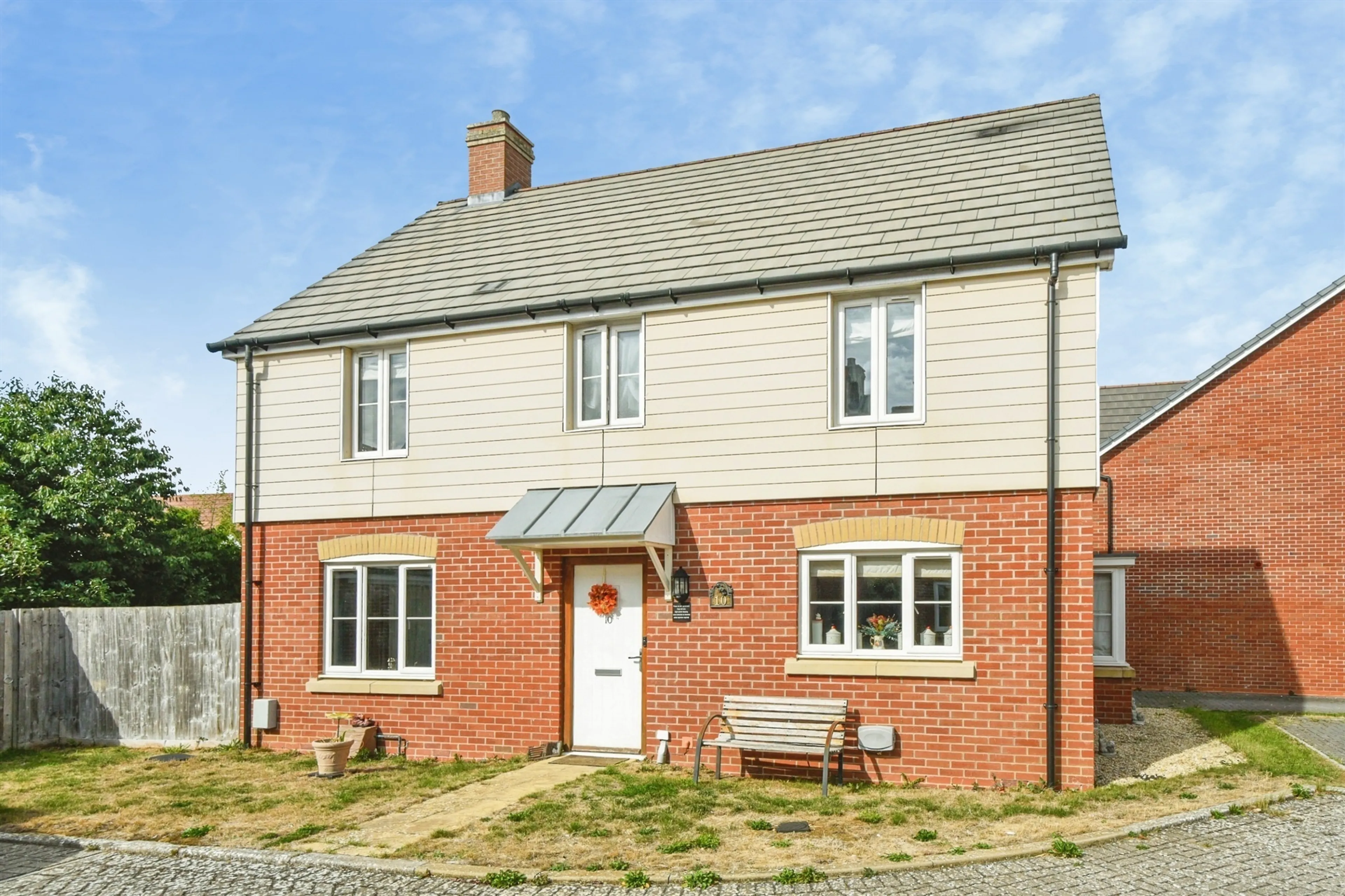 Property at Queens Close, Watchfield, SWINDON