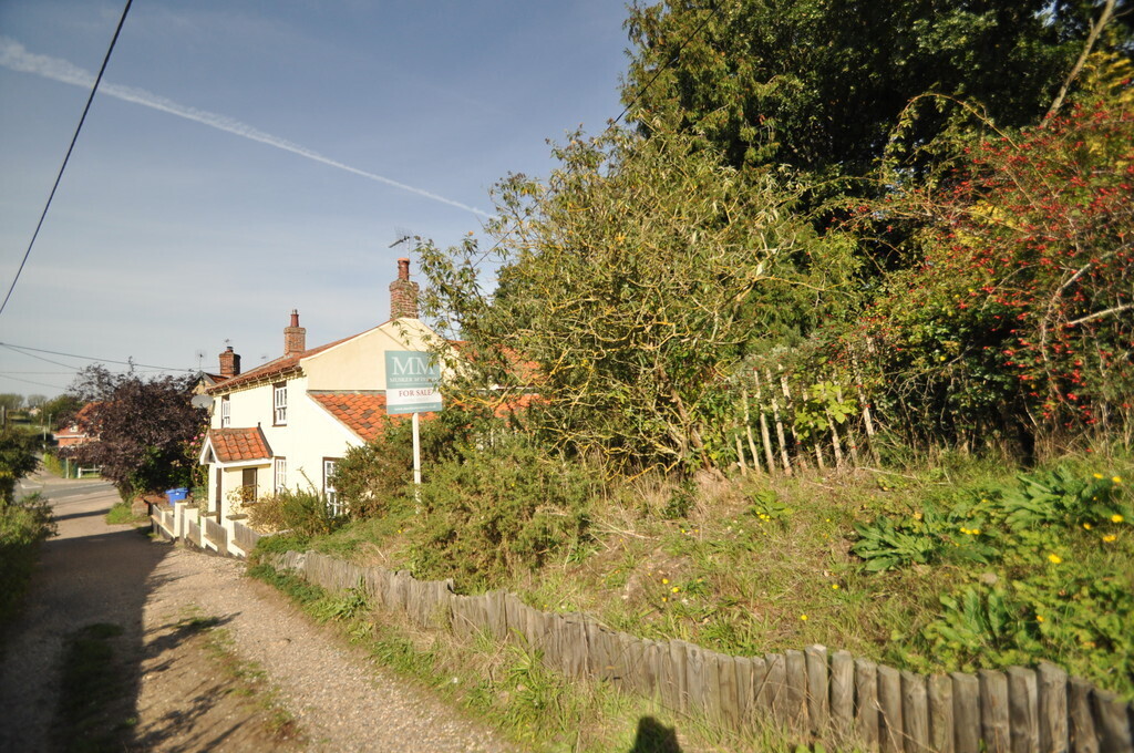 The Street, Holton Image 36