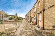 Beaumont Place, Batley