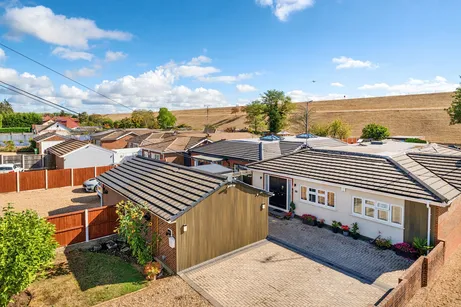 Coppermill Road, Wraysbury, TW19