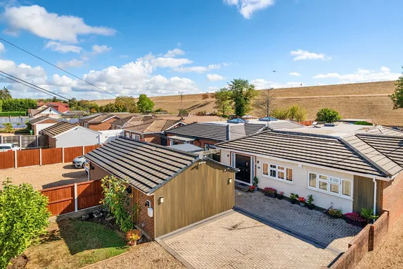 Coppermill Road, Wraysbury, TW19