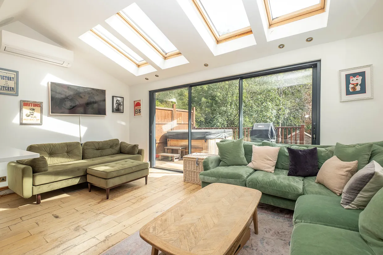 Enmore Gardens, London, SW14 photo 11