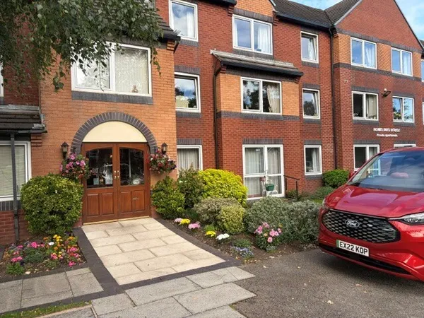 Homelinks House, Clifton Drive