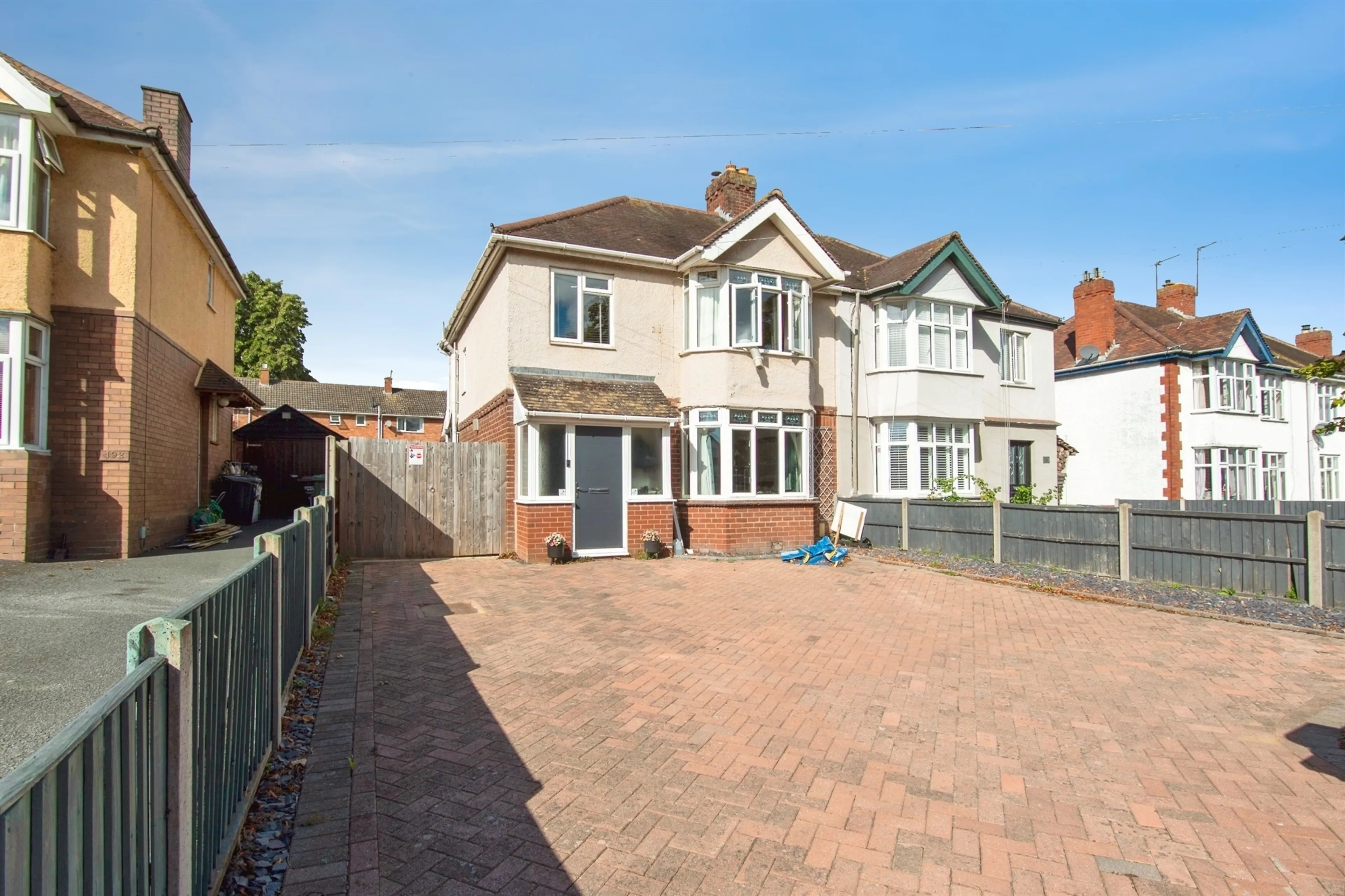 Property photo 0