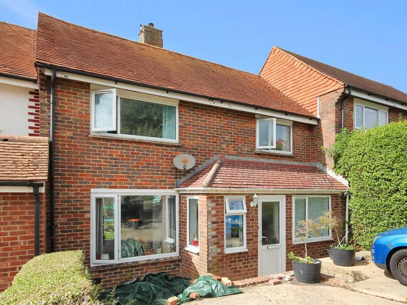Property thumbnail 1 out of 3