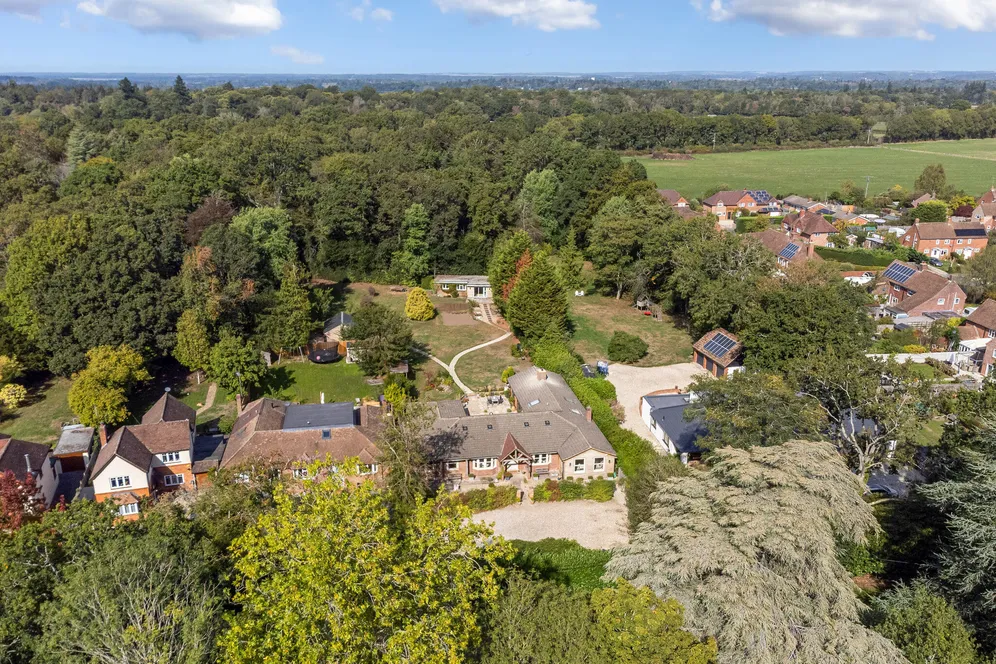 Harts Lane, Newbury, RG20 photo 24