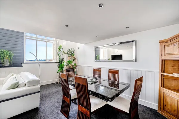 Sutton High Apartments, 20 Regent Street, PL4 photo 6