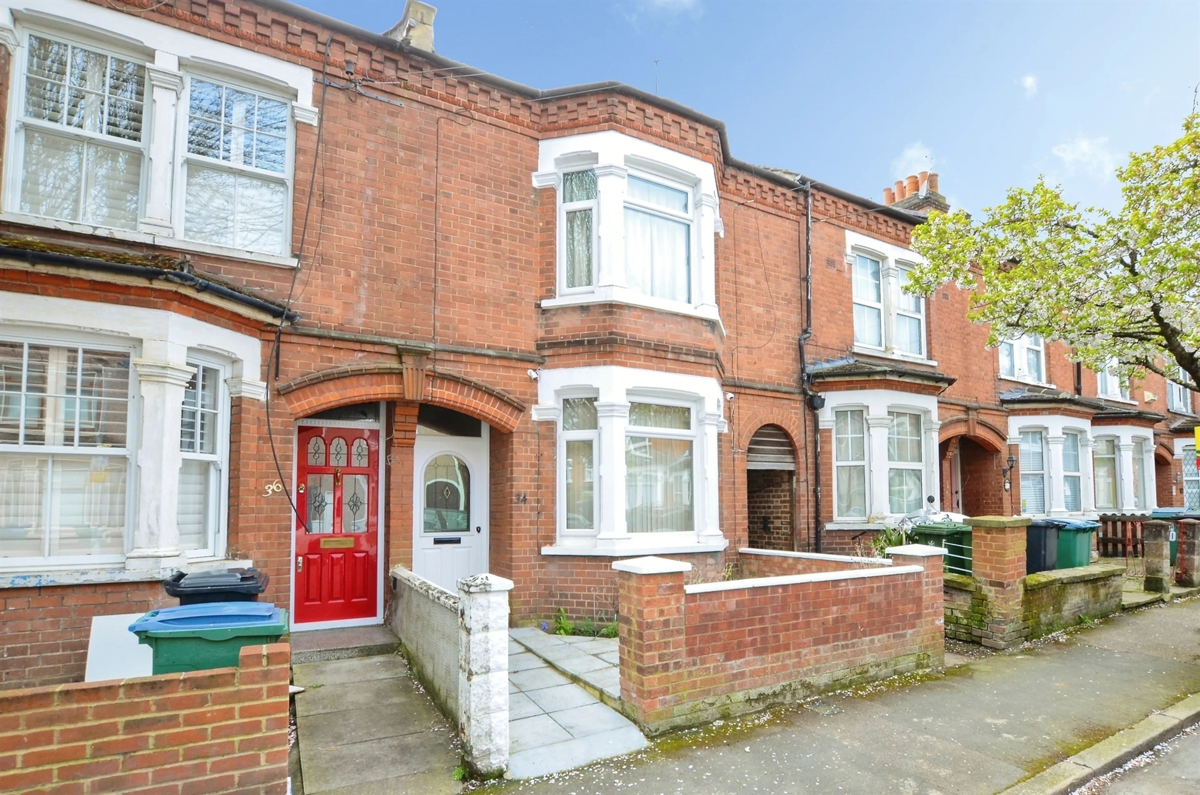 Property at Bruce Grove, Watford