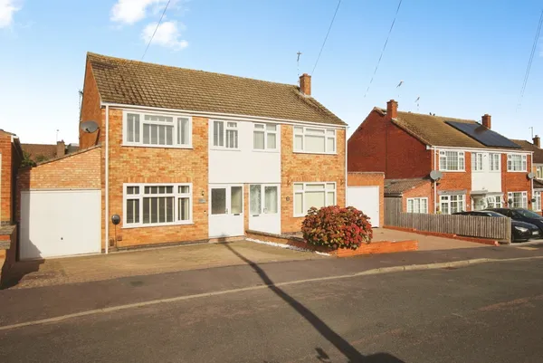 Harrow Road, Whitnash, Leamington Spa...