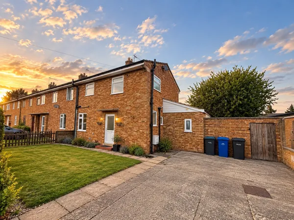 Baldwin Avenue, Bury St Edmunds, IP32...